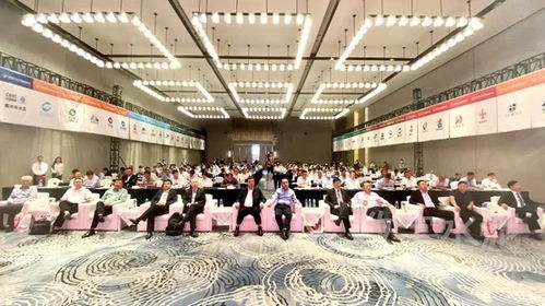 2021年水泥行業(yè)50強(qiáng)高層論壇暨中國水泥協(xié)會八屆三次理事會議在南昌召開